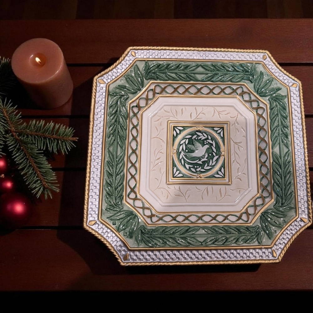 Fitz and Floyd Green and Cream Holiday Plate